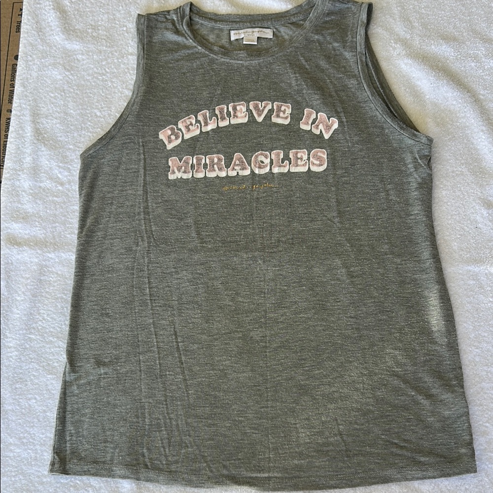 Gray Sleeveless Top with 'Believe in Miracles' Print